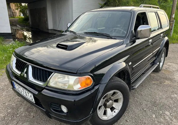 samochody osobowe Mitsubishi Pajero cena 19900 przebieg: 194000, rok produkcji 2005 z Bieruń